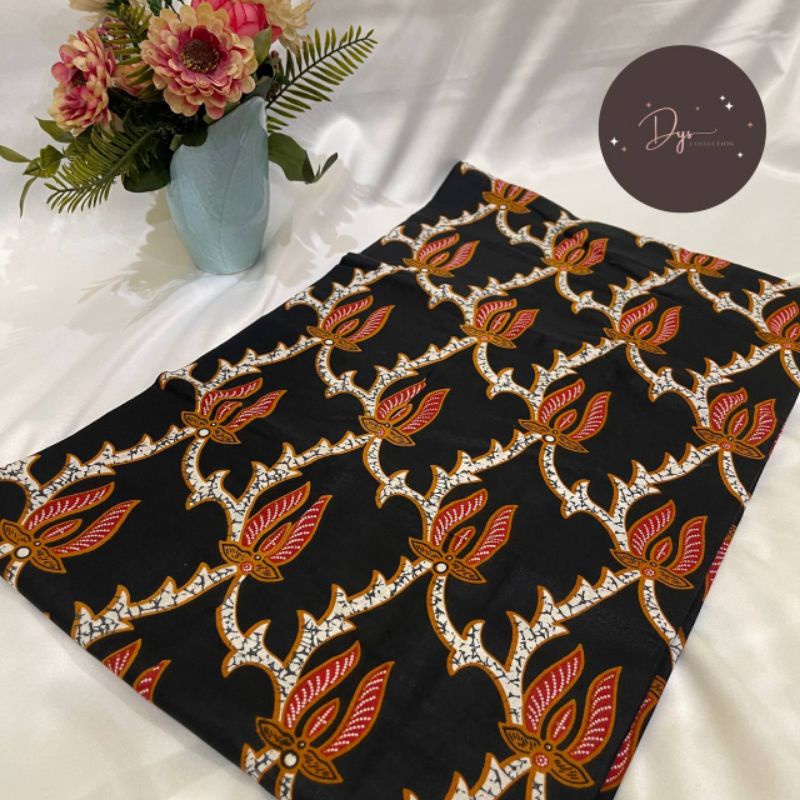 kain batik katun motif bunga merah