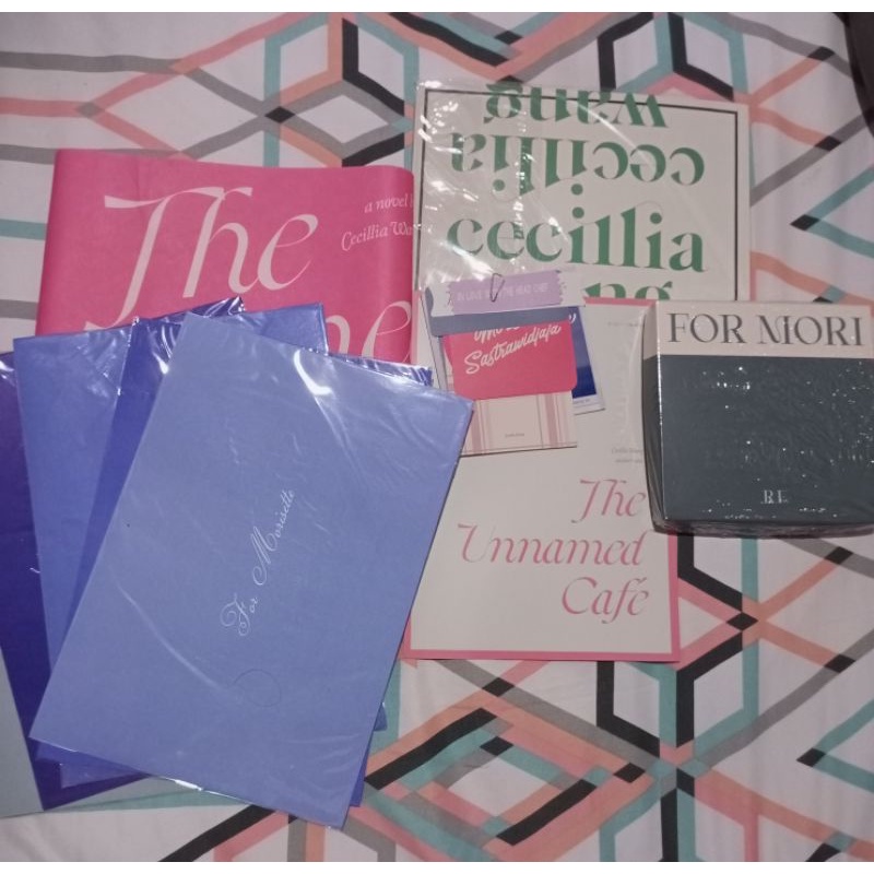 NOVEL CECILLIA WANG - THE UNNAMED CAFE + MERCHANDISE + APRON MORI #MAKNASERIES