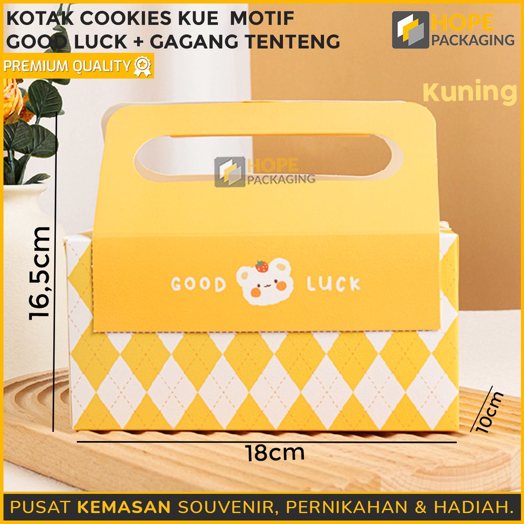 (Harga/ 1pcs ) Kotak Kue motif Good Luck + Gagang Tenteng uk16.5x 18x 10 cm