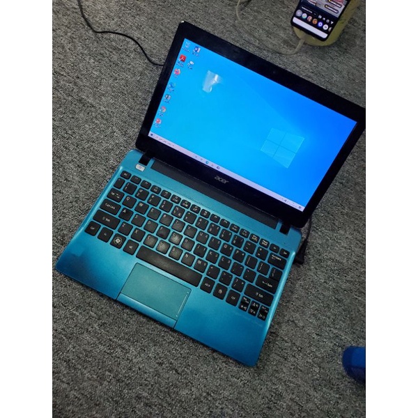 netbook Acer Intel Celeron Ram 4gb dan 2gb HDD 500 gb