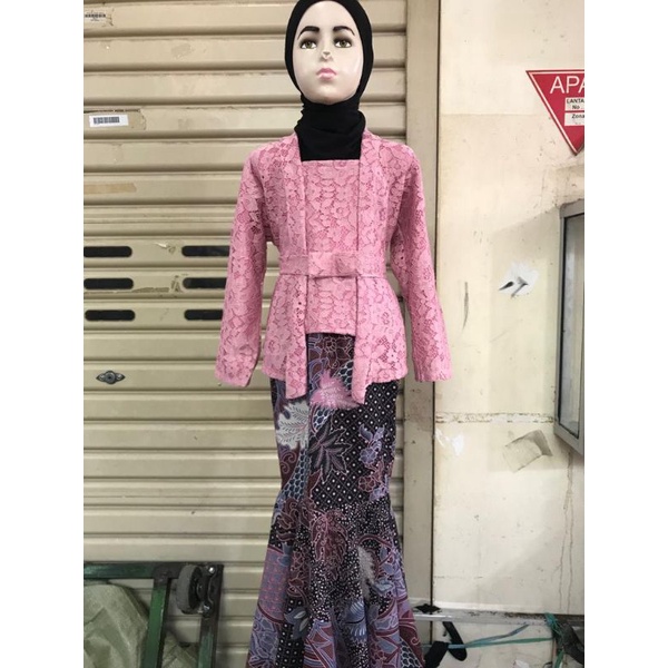 Ready kebaya anak Kutubaru//kebaya anak modern//kebaya anak modern//keabuan pesta