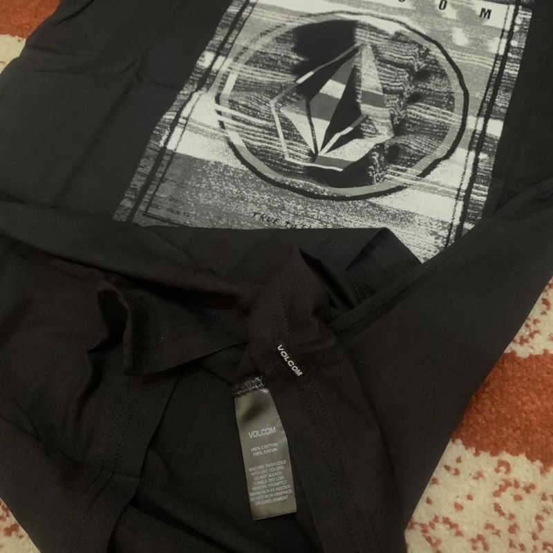 Kaos Volcom box stone mirror