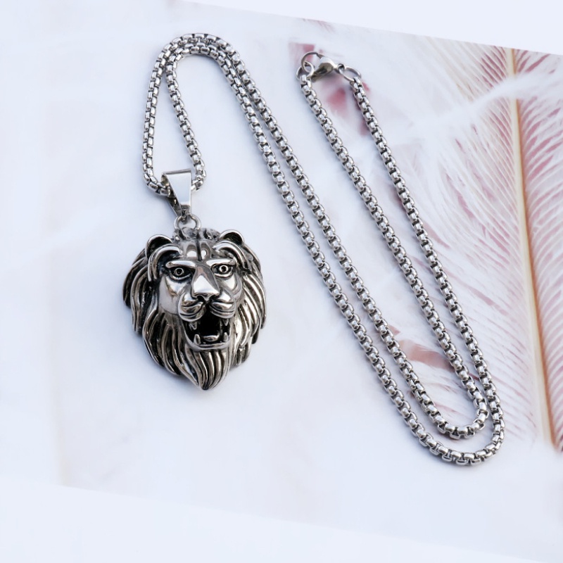 2022fashion Kepala Singa Liontin Kalung Unisex Kepribadian Lion King Liontin Kalung Vintage Sweater Rantai Fashion Perhiasan Hadiah Grosir