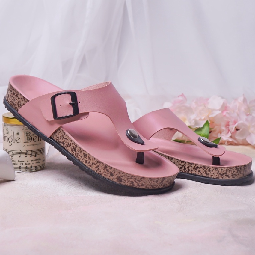 SARASARA YUK - LEONY Sandal Wanita Jepit Casual Size 36 - 40 Model Birken Sol Puyuh Sara Sara Sendal Cewek Rumahan Bahan Kulit Santai Strap Gesper Empuk 37 38 39 Warna Pink Merah Muda Japit Anti Slip Premium Original Terbaru Shoes ORI Mall Official Store