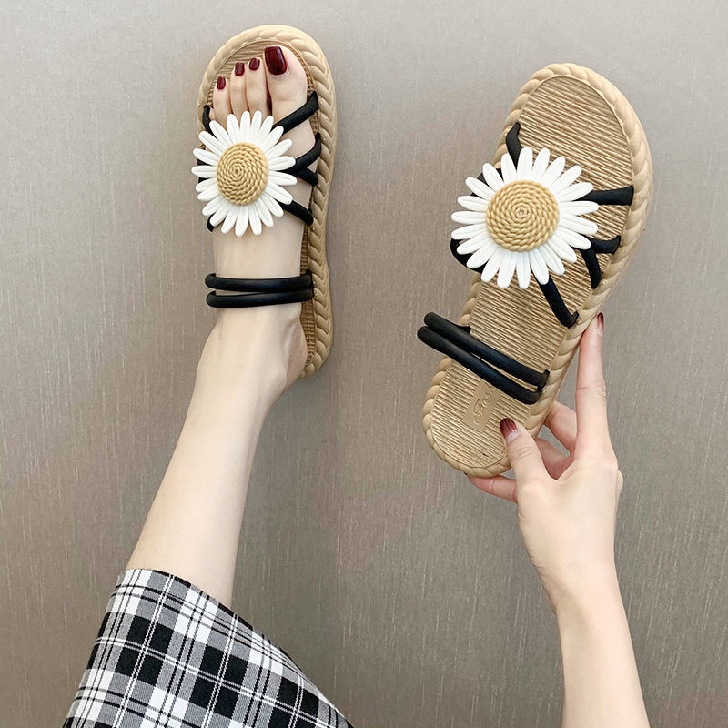 Sandal Slop Flat Tali Kepang Bunga Daisy Sandal Wanita Slip On Fashion Style Kasual Nyaman Empuk PVC Satu7an SPT-38