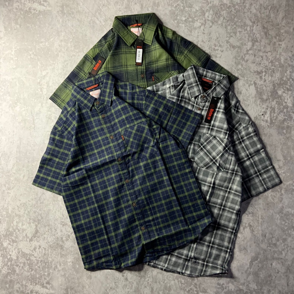 Flanel Pendek Victim Original