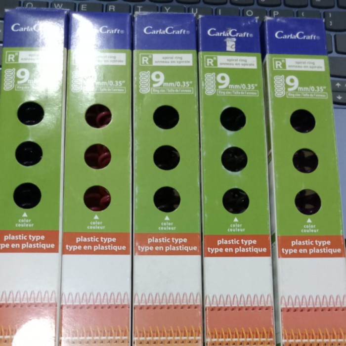 

PLASTIC SPIRAL RING BINDER CARLA SET ISI 3 PCS DIAMETER 9MM CR-0910