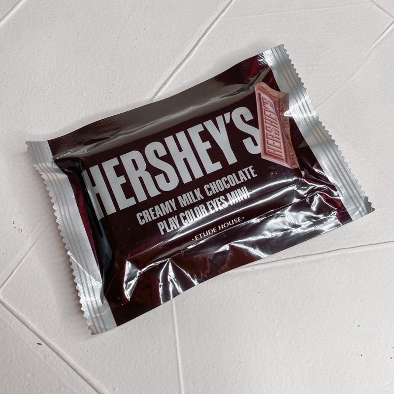 Etude House Hershey's Creamy Milk Chocolate Eyeshadow Palette