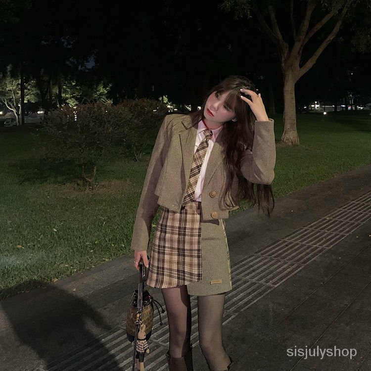 Setelan pakaian gaya kuliah tipis wanita lengan panjang