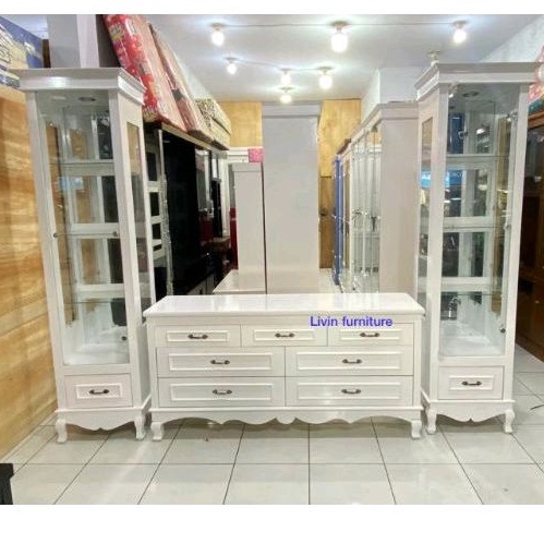 pajangan bufet tv kaca