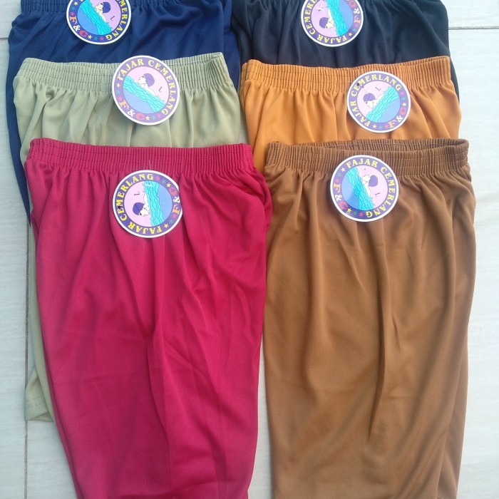 Terlaris Short Wanita Fajar Cemerlang/Short Wanita Murah