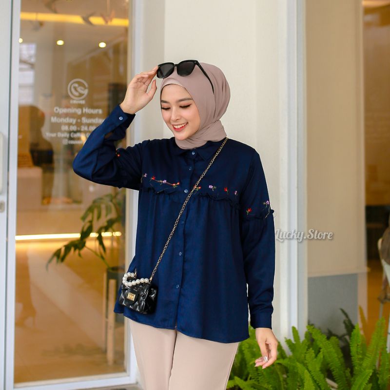 CHARLA BLOUSE RENDA