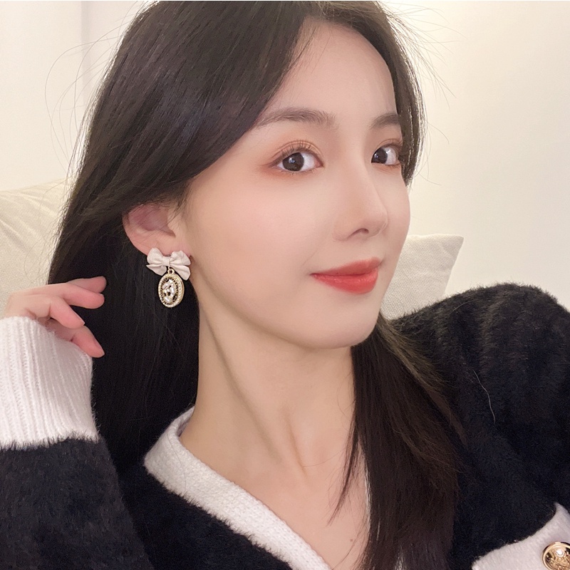 Anting Bow Drop Mewah Anting Tusuk Beige Hitam Mutiara Kristal Earring Untuk Aksesoris Perhiasan Wanita