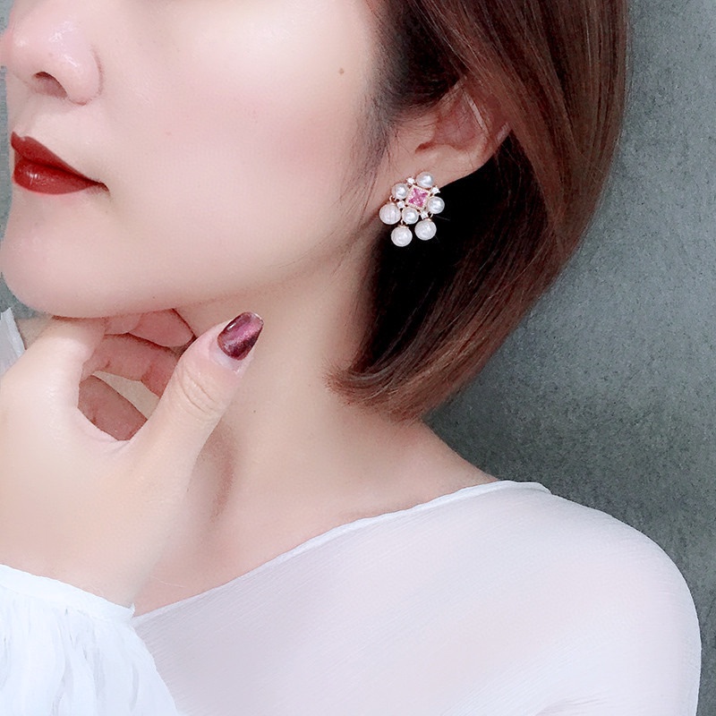 Elegan Unik Retro Mutiara Rumbai Korea Segar Fashion Anting Temperamen Manis