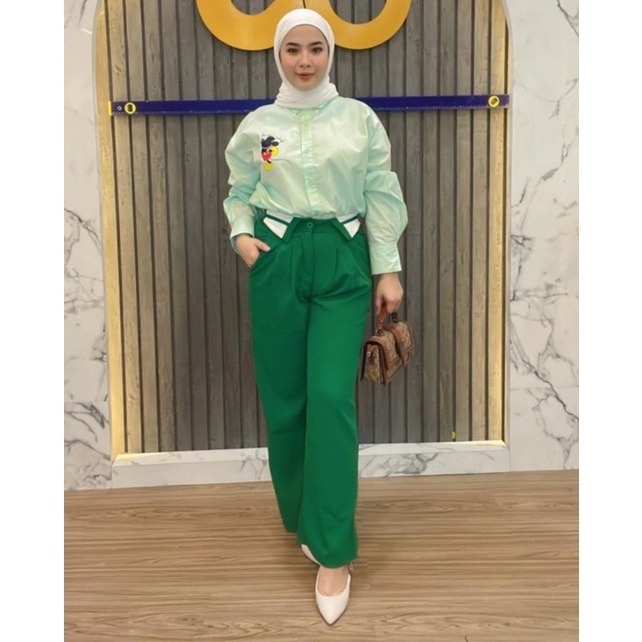 B0979 Kemeja Mickey Print