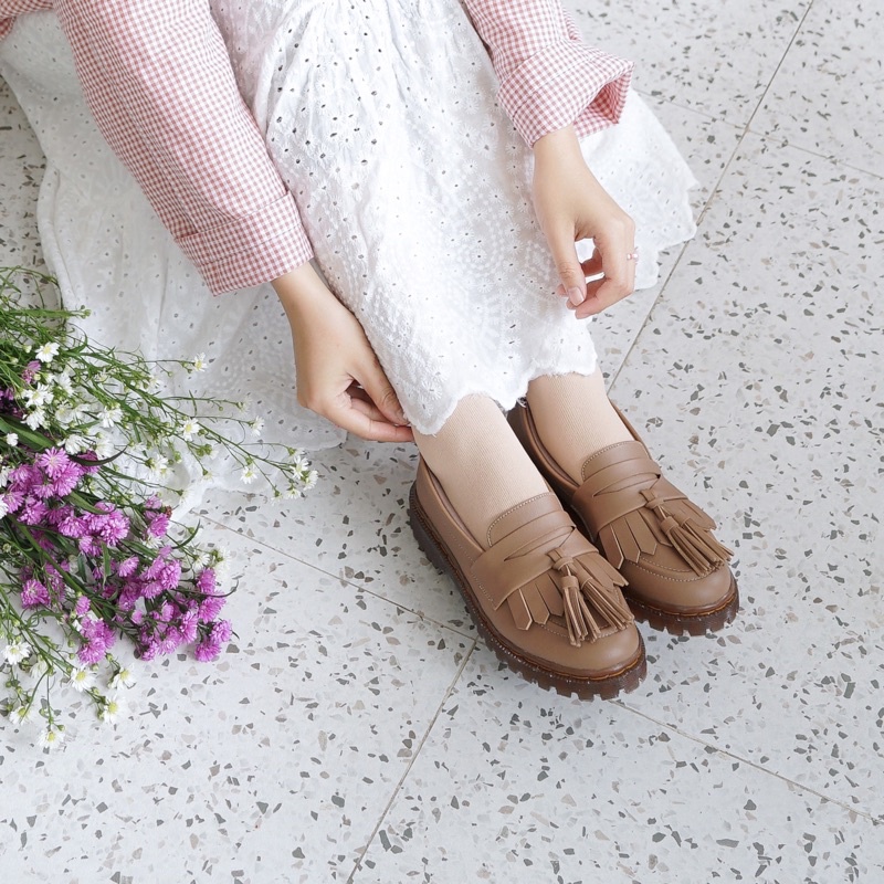 CASSIE DOKMART 1 - Sepatu wanita / Docmart wanita / thethingscorner  Loafers