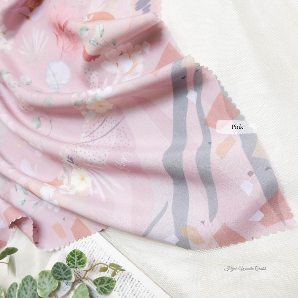 Hijabwanitacantik - Gera Scarf | Bahan  Linea voal yang tebal dan anti licin