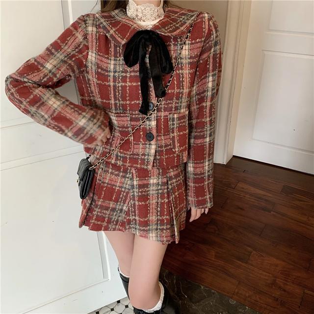 Suhao woolen coat female doll collar short loose Korean version retro temperamen tartan coat one piece suit new