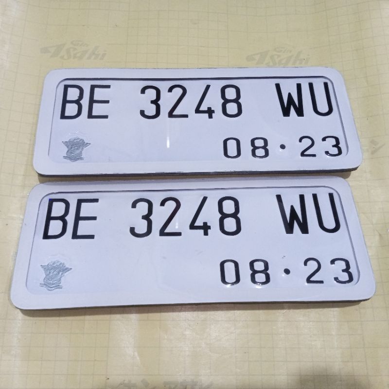 plat nomor motor akrilik putih
