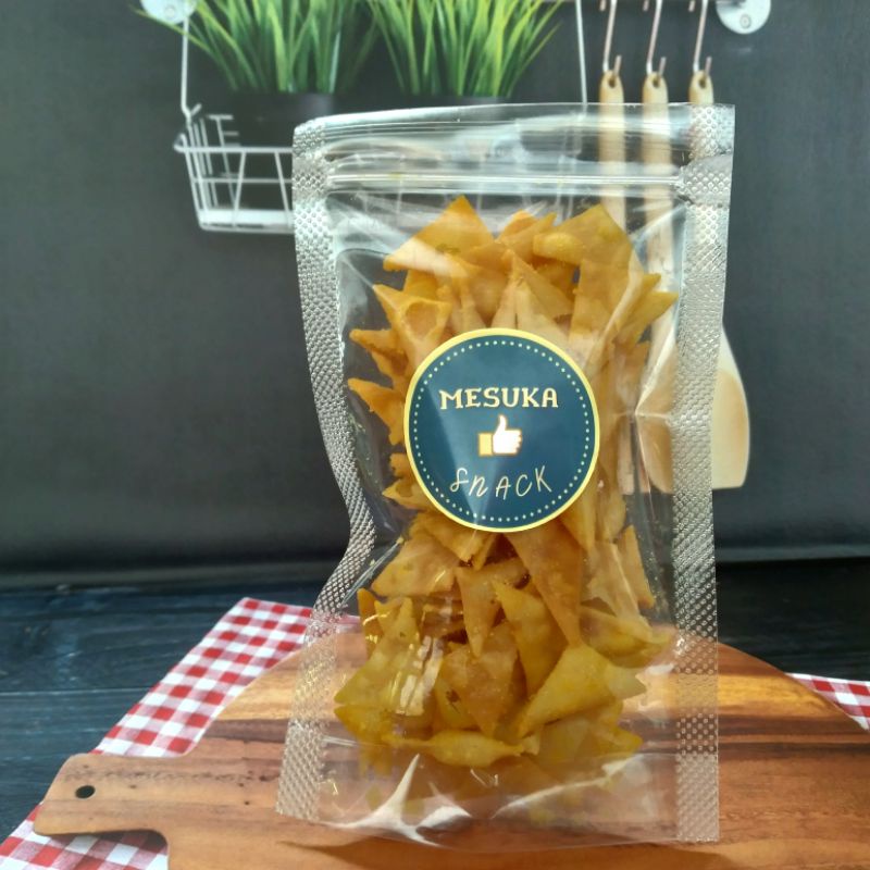 

Keripik pangsit jagung manis 50 gram