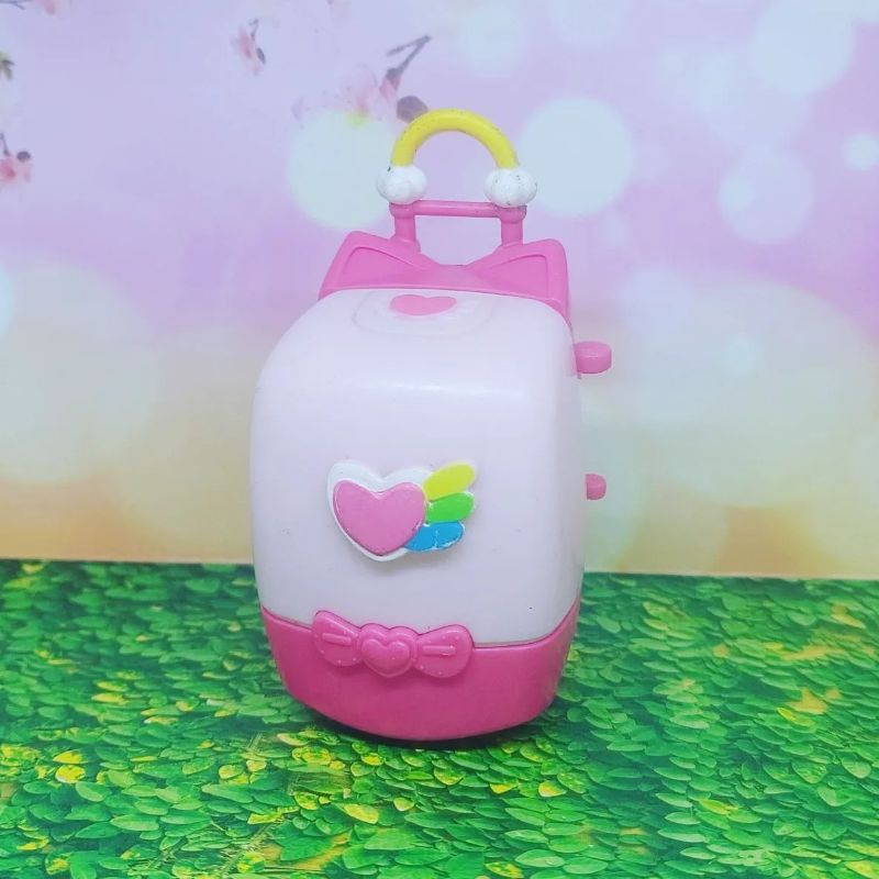 Mainan seken koper ruby action figure rainbow ruby