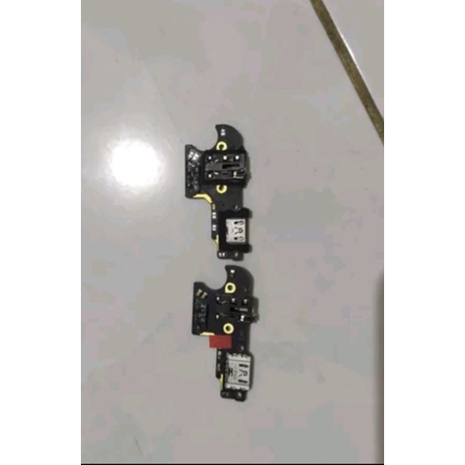 FLEXIBLE FLEKSIBEL CAS CHARGER Oppo A5S