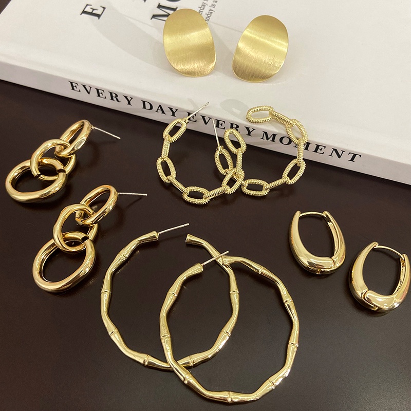 Anting Emas Retro Anting Emas Wanita Lingkaran -Anting Berbentuk Lingkaran Berlebihan Anting Mutiara Berlapis Emas