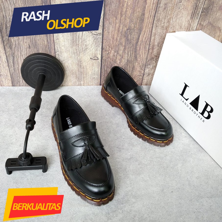 Sepatu Tasel Wanita Loafer Wanita Slip on Dokmart Wanita Tasel