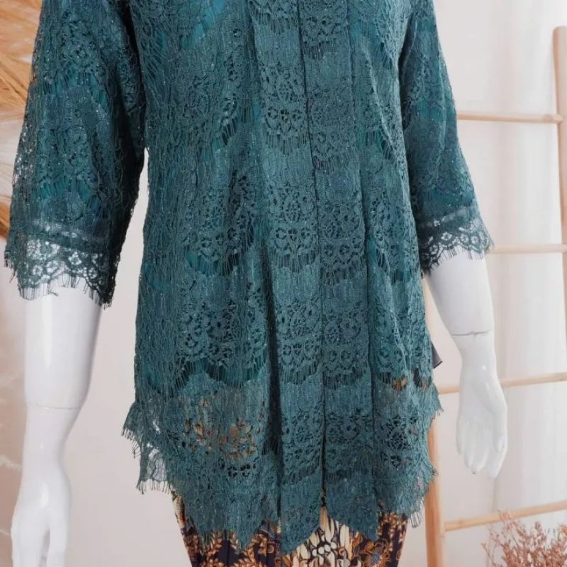 Kebaya encim lengan 7/8 _kebaya brukat_kebaya wisuda_kebaya encim_kebaya encim modern_kebaya kartini