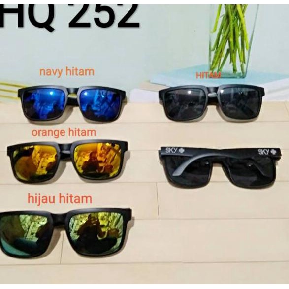 ✦ Kacamata Gaya Cowok HQ 252 Kacamata Gaya Pria ⇥