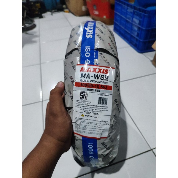 BAN MAXXIS MA-WGR 100/90-10 MAXXIS MA WGR 100 90 10 RING 10 VESPA CLASIC