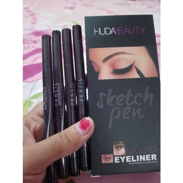 EYELINER HUDA BEAUTY