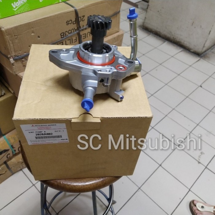 Vacum pump alternator pajero asli mitsubishi