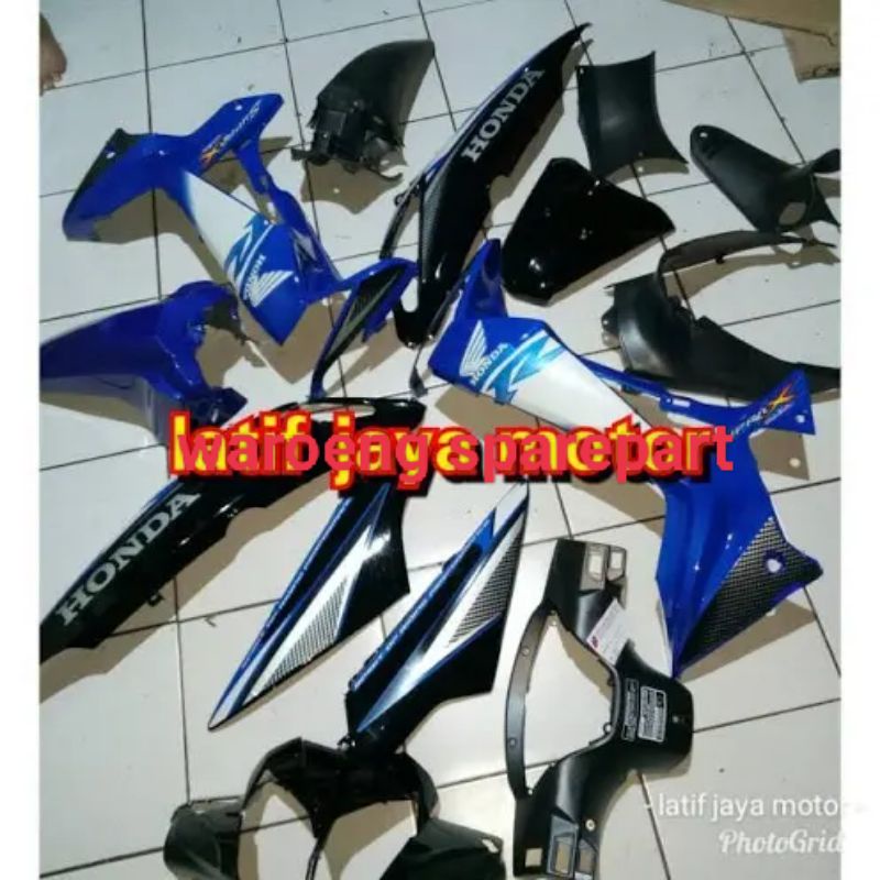 Full body Supra x 125 Batman biru hitam