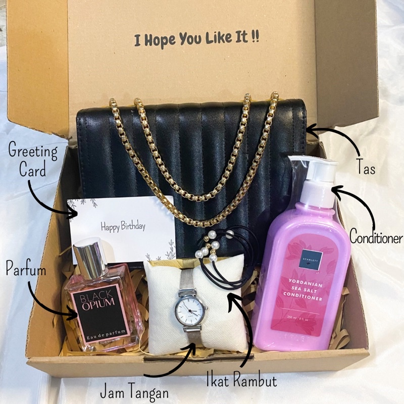 

[VNS-ST]HAMPERS GIFT BOX TAS DAN SCARL*T/KADO PACAR/HADIAH ULANG TAHUN/HAMPERS LEBARAN/HAMPERS RAMADAN/KADO VALENTINE/KADO ANNIVERSARY/KADO WEDDING/KADO WISUDA/HAMPERS RAMADAN/HAMPERS LEBARAN