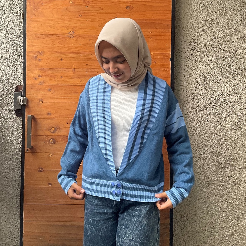 Sweater Cardigan Rajut Haruka