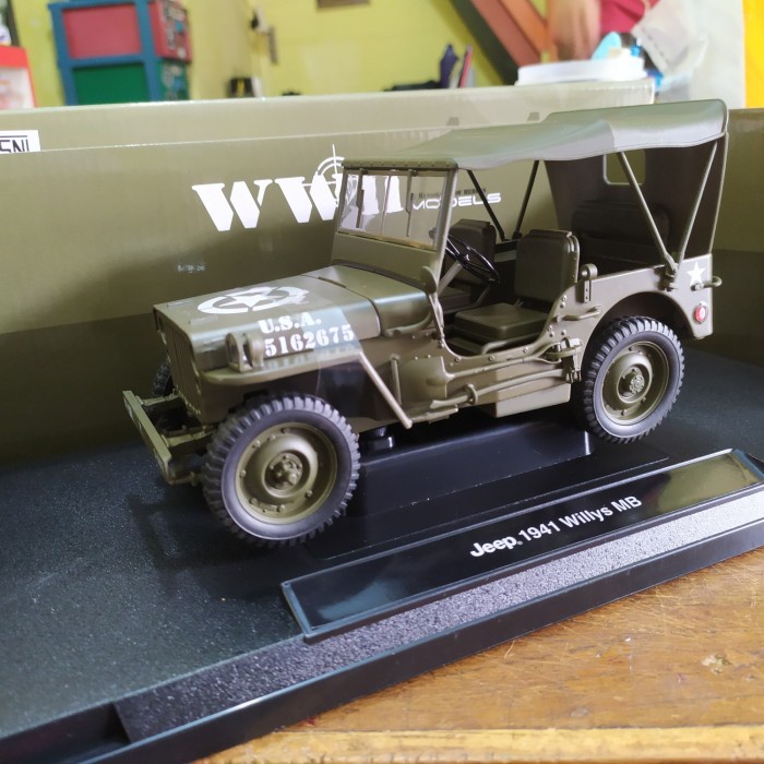 Diecast Miniatur Mobil Jeep Willys 1941 Jip 1/18 Harga Murah