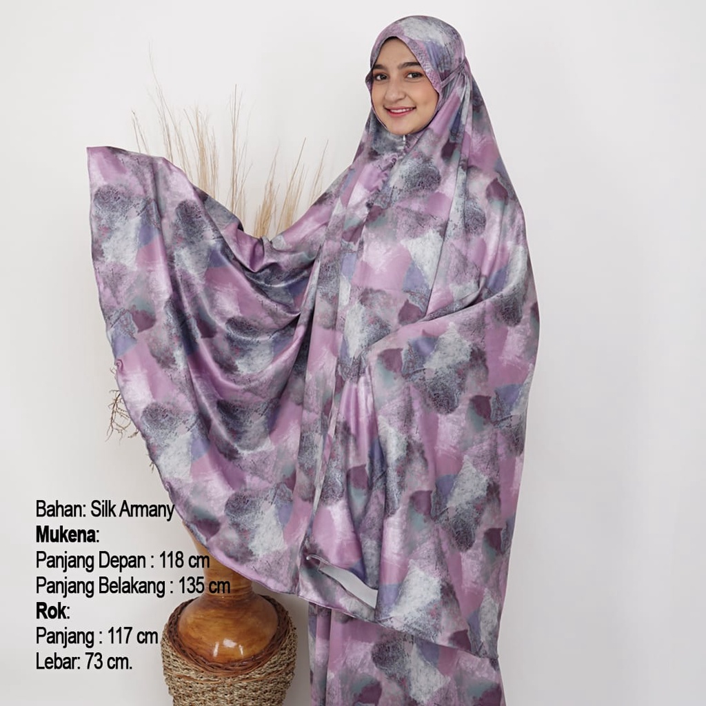 Mukena Armani Silk Dior