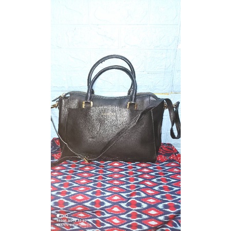 Tas Selempang Charles* and Keith*