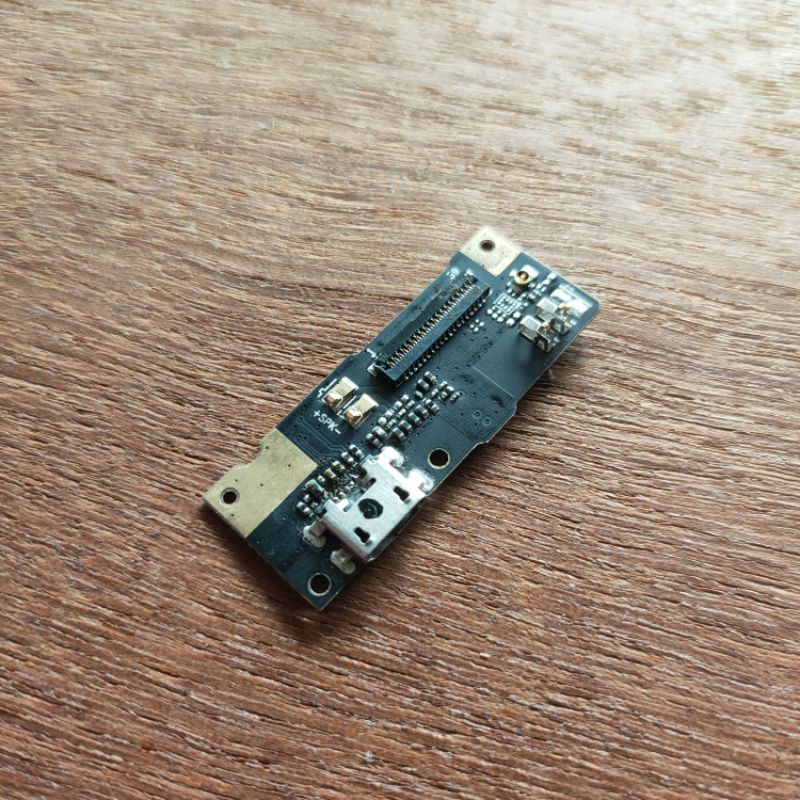 Konektor charger papan cas Hotwav M5 original copotan