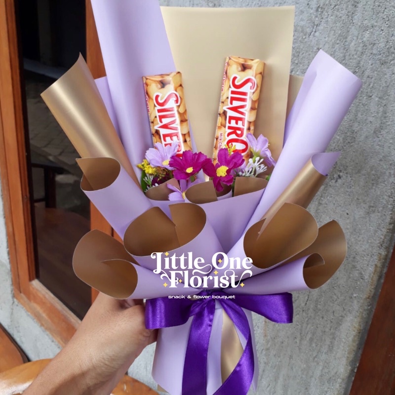 

Bouquet Silverqueen 28gr / Bouqet Silverqueen 28gr / Bucket Silverqueen 28gr / Buket Silverqueen 28gr / Buqet Silverqueen 28gr
