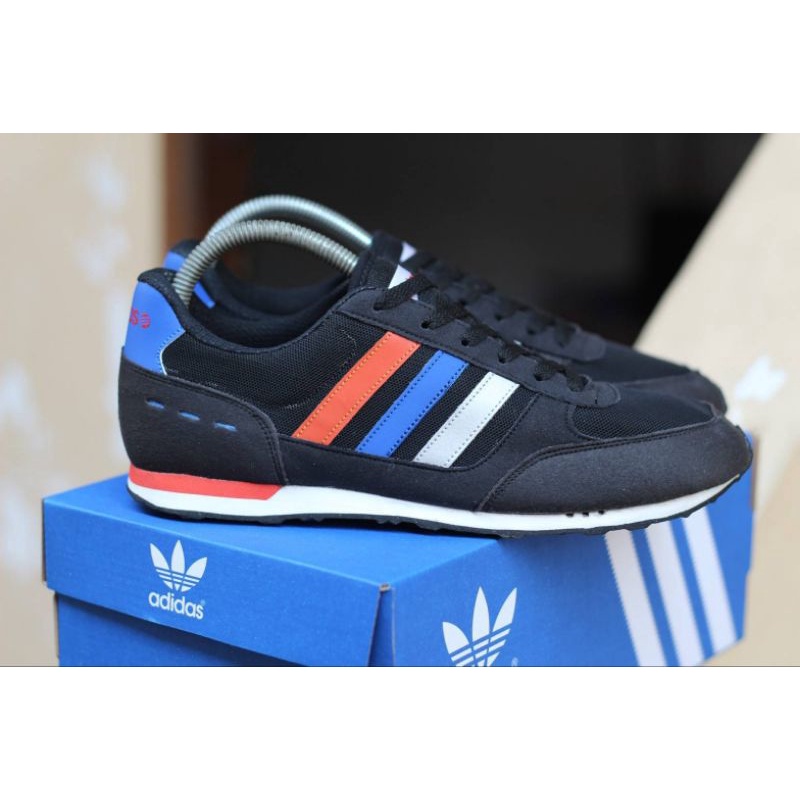 Sepatu Kets  Adidas Neo CityRacer Pria. Ukuran 39-43