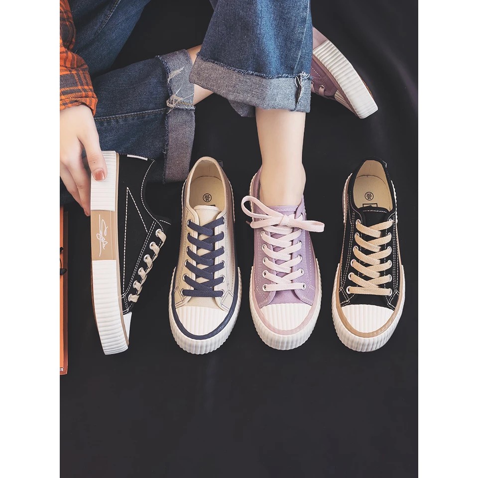 Sepatu wanita sneakers kasual / sepatu fashion sekolah korean