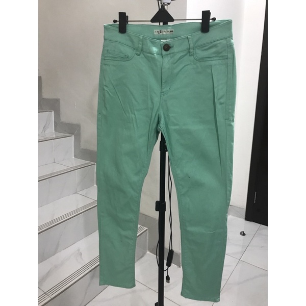 CELANA JEANS LEGGING LOWRYS FARM