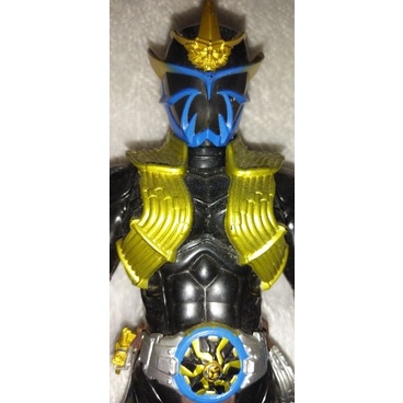 Big sofubi kamen rider hibiki langkah