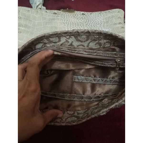 Tas GUESS preloved / Tas GUESS second / Tas GUESS ORI / Tas GUESS ASLI / Tas GUESS MURAH