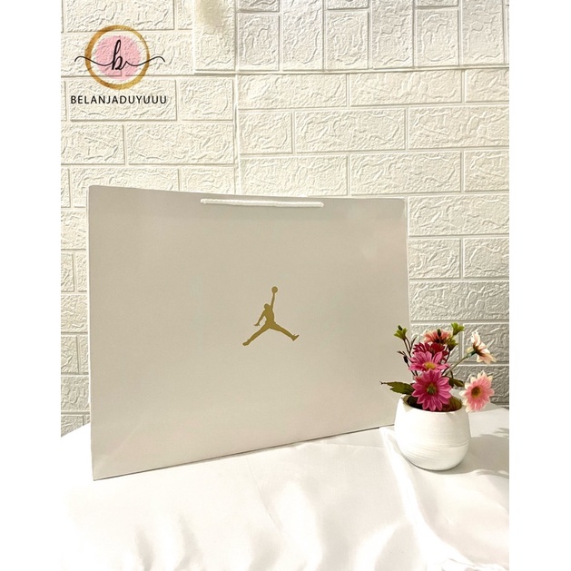 Paper Bag Jordan  ( Ready Stock Jakarta )