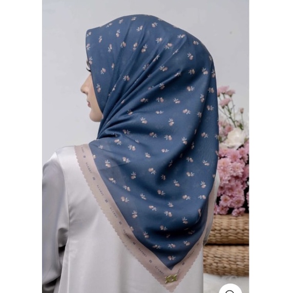 Em3 Scarf | Klamb series | GROSIR HIJAB SEGIEMPAT VOAL MOTIF LASERCUT TERBARU