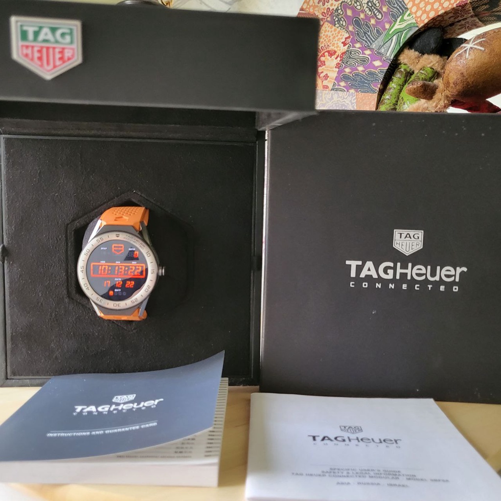 Tag heuer connected gen 2 ceramic bezel leather strap original