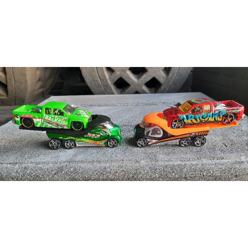 Hotwheels Hot wheels mobil towing truk truck oleng pengangkut